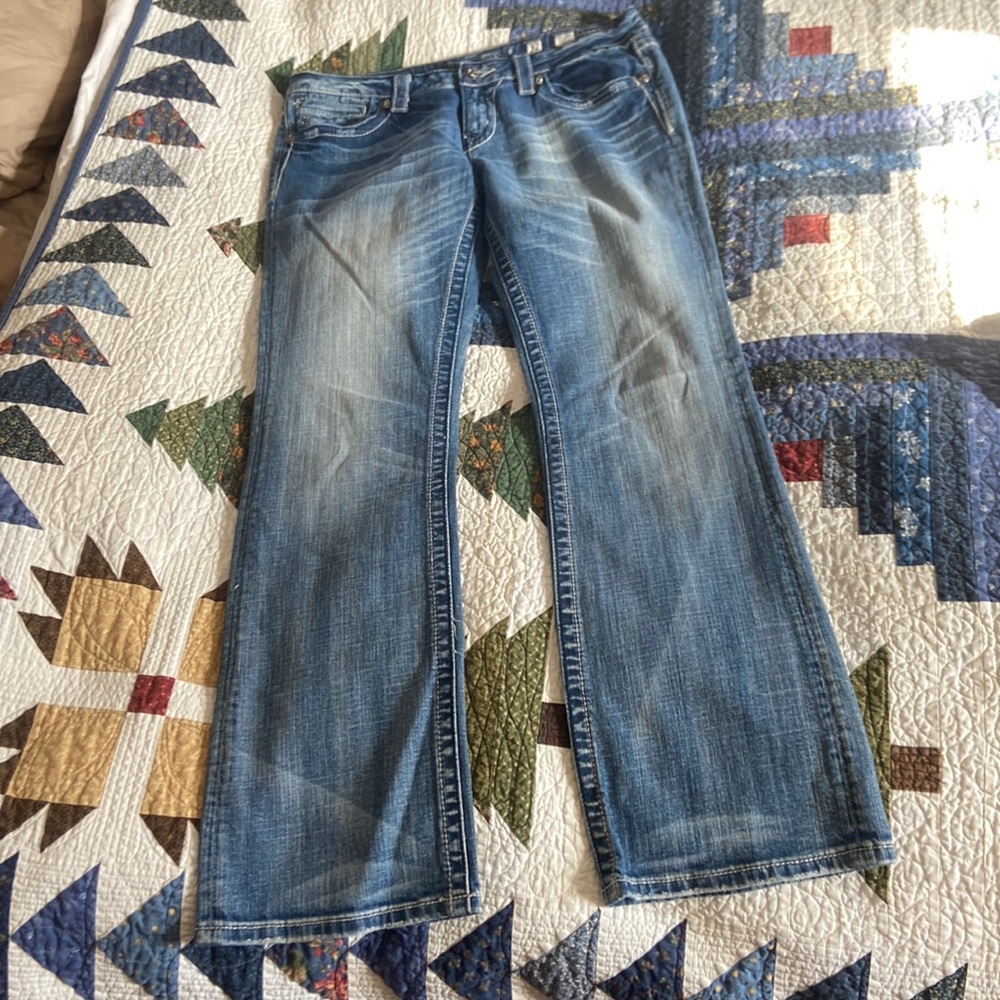 Miss Me boot cut jeans size 32 je5330b4l